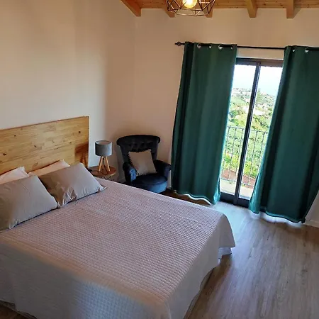 Ponta Do Sol Private Apartment Sea View *